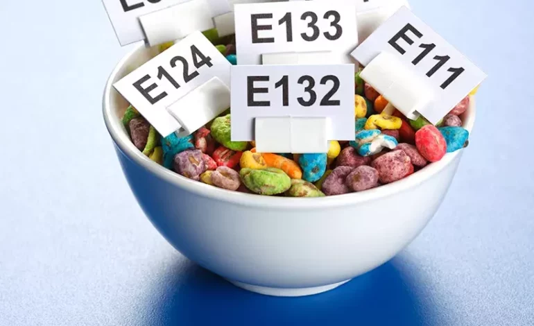 bol de céréales contenant des additifs alimentaires.